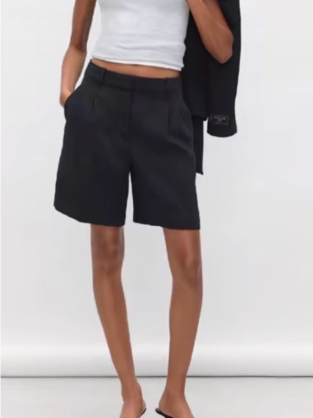 Target - Aritzia effortless short